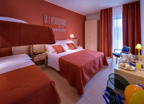 Hotel Renania Bibione Exteriör bild